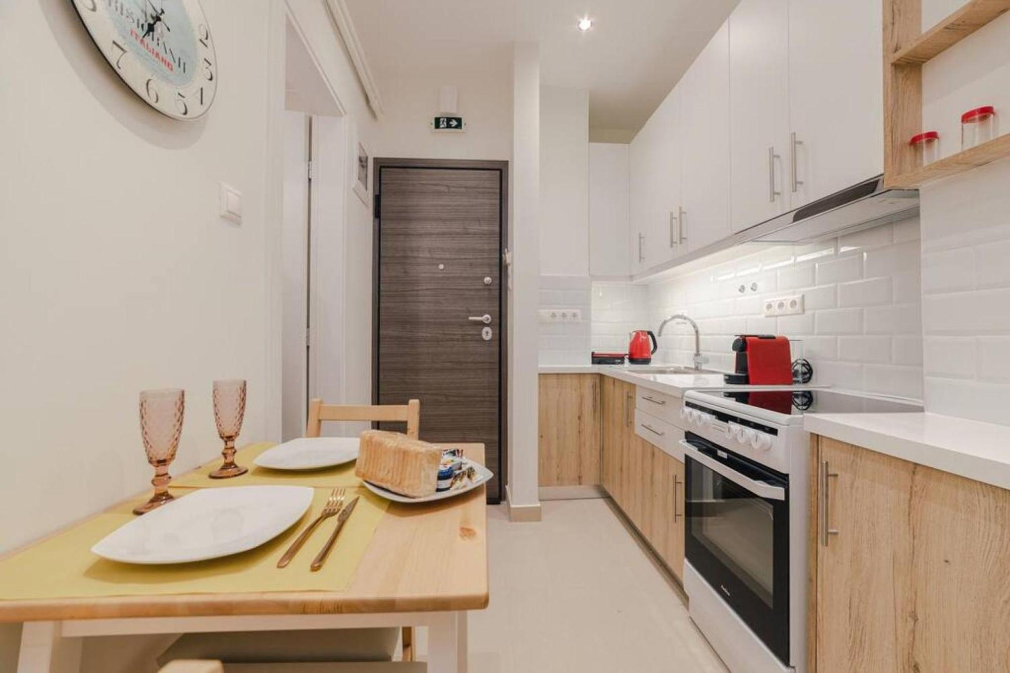 Small And Cozy Studio Athena Bagian luar foto